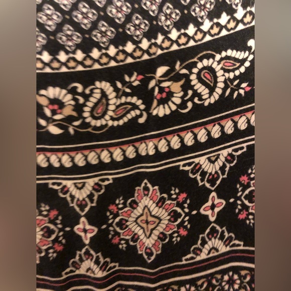 Dorothy Perkins Mini Dress - Picture 3 of 3